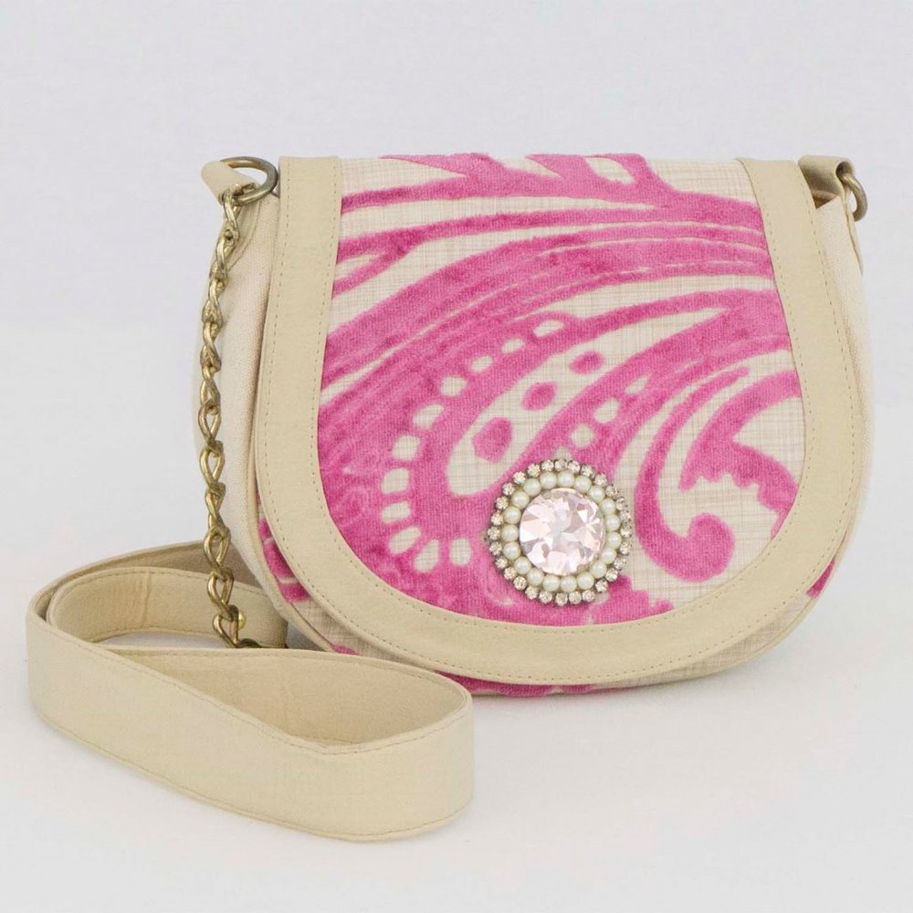 Cross body with europeon Cut velvet/Vgean leather